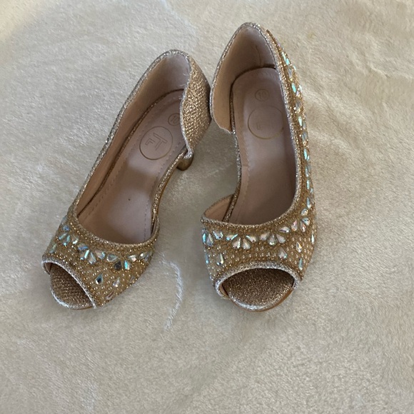 Princhess Chanpagne Mesh-sparkling show with small heal on - Picture 1 of 4